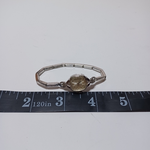 VINTAGE BENRUS WOMENS WINDUP WATCH 10K RGP BEZEL WORKING SEE PICTURES FOR REFERE - Picture 7 of 7